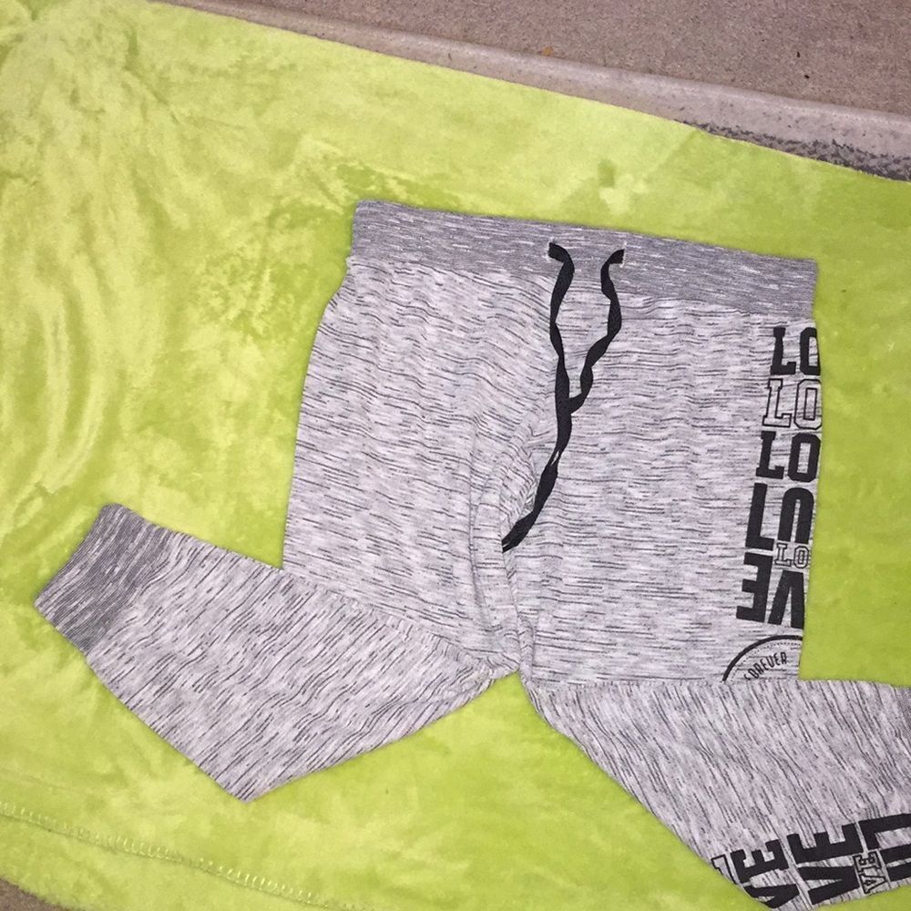 -Thrill  94 workout pants! Gray! Small! NWOT!